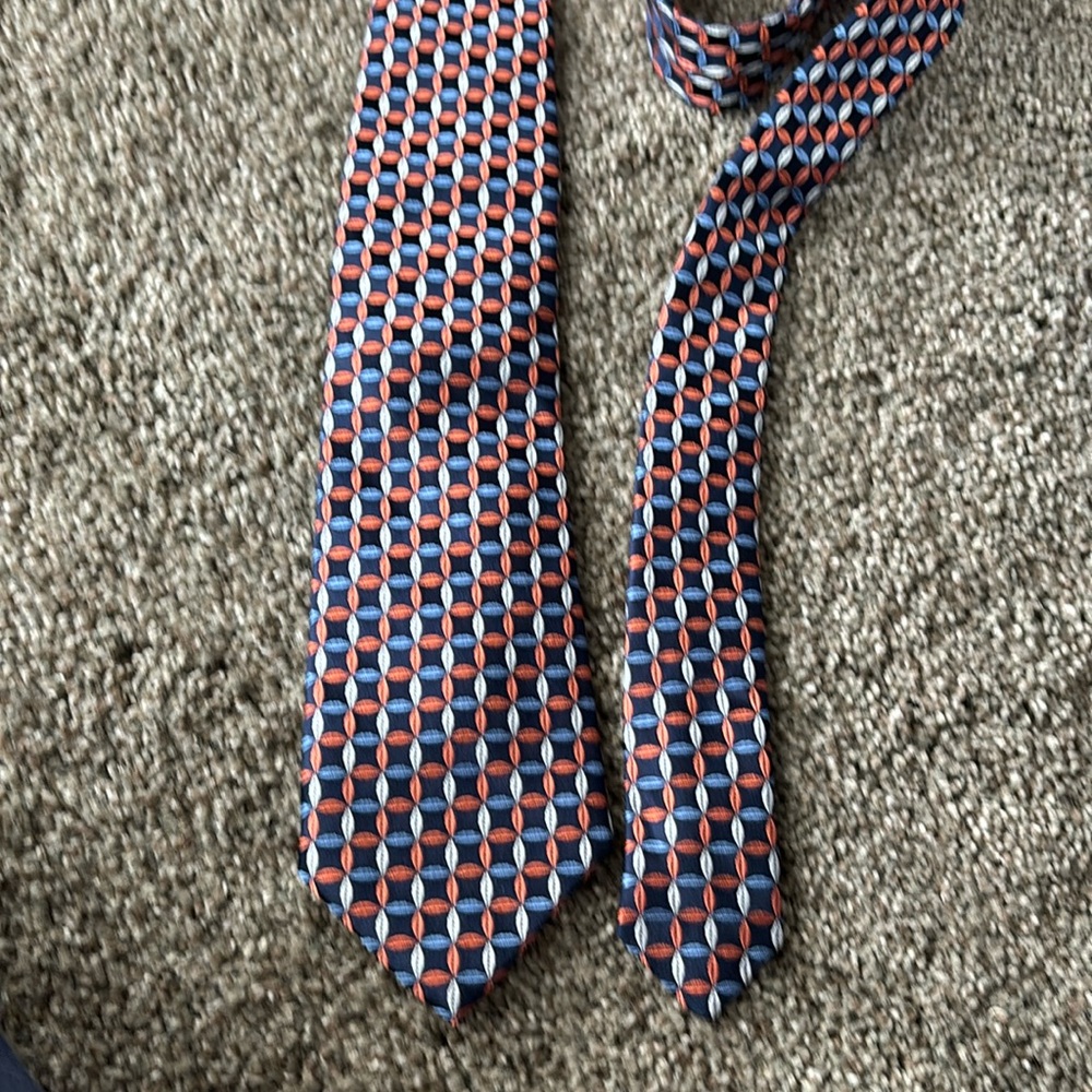 Barney’s New York silk tie